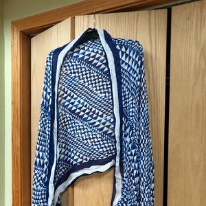 Charming Charlie blue and white scarf